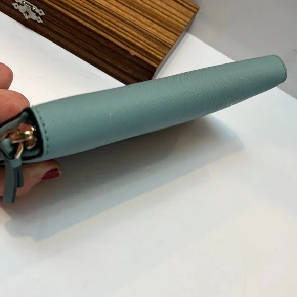 Kate Spade: Cameron Large Continental Wallet - Picture 3 of 9